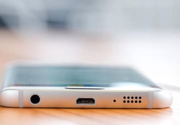 Для своего флагманского смартфона Oppo будет использовать изогнутые экраны Samsung