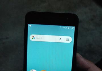 Первый смартфон Samsung с Android Go не получит «чистую» ОС Android
