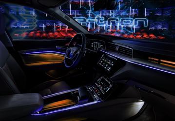 Прототип Audi e-tron оборудован виртуальными зеркалами