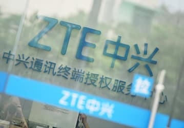 ZTE разрешили работать в США, но только до 1 августа