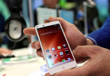 Министерство торговли США сняло с ZTE все санкции
