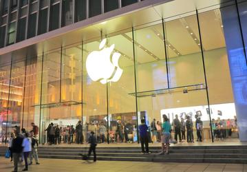 В приложении Apple Store появился голосовой поиск