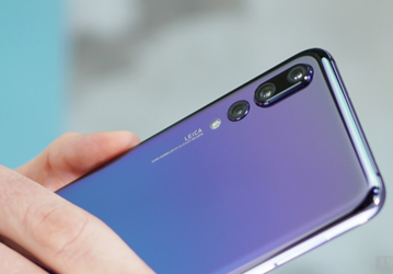 Лучший камерофон года Huawei P20 Pro выйдет в двух новых градиентных цветах