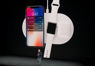 Беспроводная зарядная станция Apple AirPower должна выйти на рынок спустя год после анонса