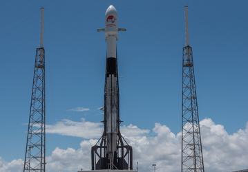Впервые повторно запущен окончательный вариант ракеты-носителя SpaceX Falcon 9