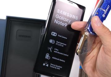 Флагманский смартфон Samsung Galaxy Note9 получил... съемные кнопки