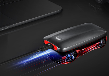 Сверхбыстрый карманный накопитель Samsung Portable SSD X5 стоит от 27 990 до 94 990 руб.
