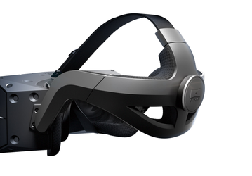 Представлена VR-гарнитура StarVR One, которая может отслеживать движения глаз пользователей