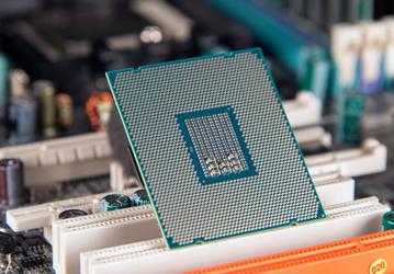 28-ядерный процессор Intel семейства Skylake-X появится в четвёртом квартале