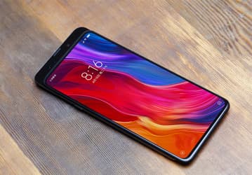 Глава Xiaomi показал безрамочный смартфон Mi Mix 3