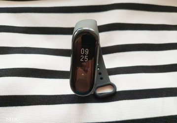 Браслет Xiaomi Mi Band 3 в модулем NFC успешно протестирован в полевых условиях и выйдет в сентябре