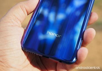 Первый смартфон Honor с поддержкой 5G выйдет в следующем году