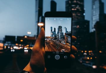 Российский рынок смартфонов вырос на 25%. Huawei оставила Apple далеко позади