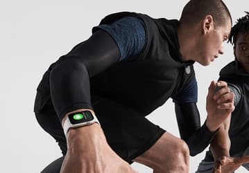 Умные часы Apple Watch Series 4 начали продаваться в России