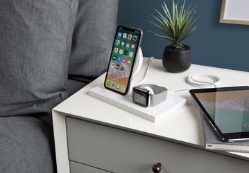 Belkin Boostup Wireless Charging Dock — беспроводная станция для одновременной зарядки смартфона и часов Apple