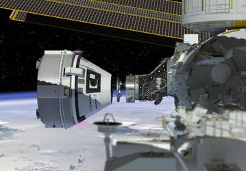 Уже в июле следующего года SpaceX должна отправить первый корабль с астронавтами к МКС