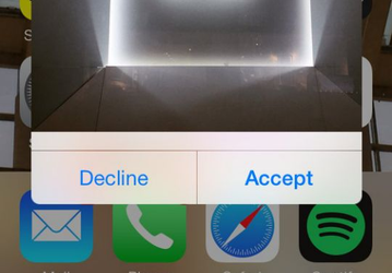 Технологию Apple AirDrop используют для отправки непристойных фотографий 