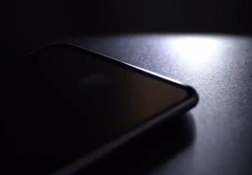 Новый тизер OnePlus 6T намекает на экран без «брови»