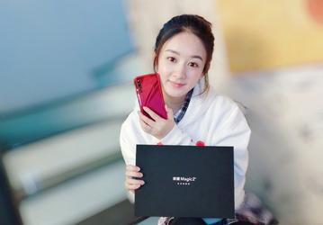 Опубликованы новые изображения смартфона-слайдера Honor Magic 2