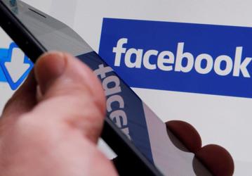 Американка обвинила Facebook в потворстве торговле людьми 