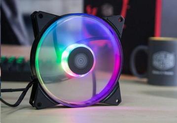 Каталог Cooler Master пополнили вентиляторы MasterFan типоразмера 120 мм и 140 мм с адресуемой подсветкой RGB 