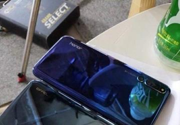 Количество тыльных камер у смартфона-слайдера Honor Magic 2 стабилизировалось на трёх