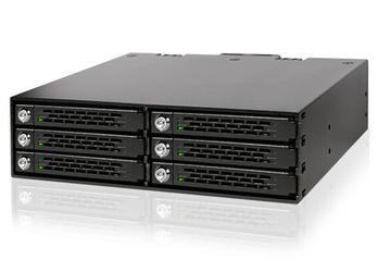 Корзина Icy Dock ToughArmor MB996SK-6SB рассчитана на шесть накопителей типоразмера 2,5 дюйма