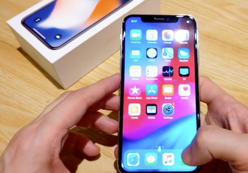 Видео дня: как самому собрать iPhone X из запчастей