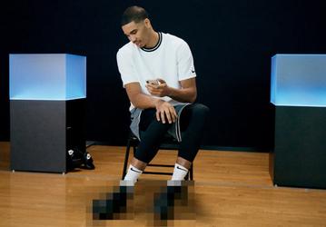 Nike дразнит новым видео перед завтрашним анонсом самозашнуровывающихся кроссовок, которые будут сопрягаться со смартфоном