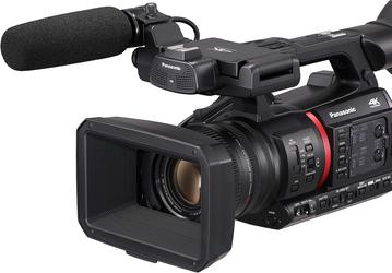 Видеокамера Panasonic AG-CX350 позволяет снимать видео 4K с 10-битным представлением цвета и частотой 60 к/с 