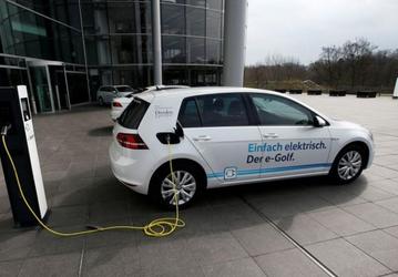 Volkswagen тоже займется выпуском аккумуляторных батарей для электромобилей 