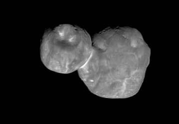 «Гигантский космический снеговик» Ultima Thule позирует на качественном фото