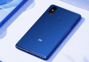Упрощённая версия флагмана — модель Xiaomi Mi 9 SE — может быть представлена вместе с Mi 9