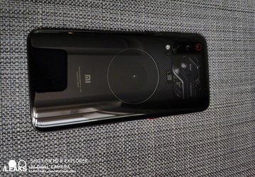 Живые фото Xiaomi Mi 9 Explorer Edition