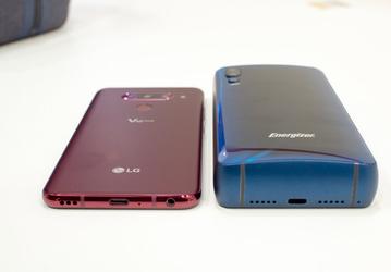 Кирпич кирпичом. Как на самом деле выглядит рекордный смартфон Energizer с аккумулятором, как у шести iPhone XS Max