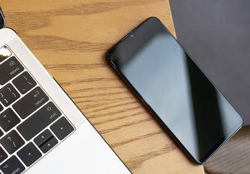 Дизайн потерялся: фотографии смартфона Meizu Note 9 показывают, что аппарат будет похож на Redmi Note 7 и сотни других подобных моделей