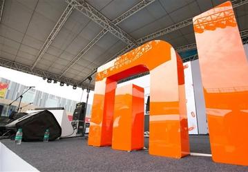 Глава Xiaomi объяснил, почему новый флагман Mi 9 назван «боевым ангелом»