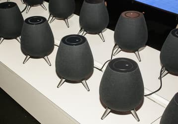Умная колонка Samsung Galaxy Home появится на рынке спустя восемь месяцев после анонса