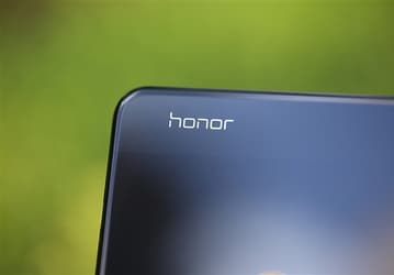 Придется подождать. Складной смартфон Honor появится только в следующем году