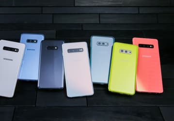 Как сговорились. Флагманские смартфоны Galaxy S10 и официальный сайт Samsung показывают меньше ОЗУ, чем заявлено