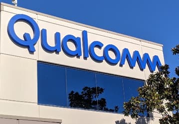 Apple считает, что Qualcomm требует роялти за процедуры, где никаким образом патенты компании не используются