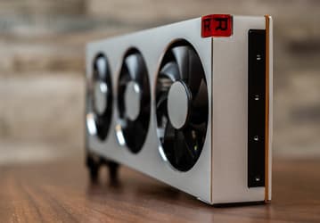 Большинство партнёров AMD не собираются выпускать нереференсные версии видеокарты Radeon VII