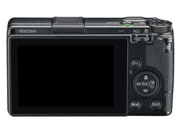 Ricoh отремонтирует камеры GR III с болтающимся диском управления по гарантии