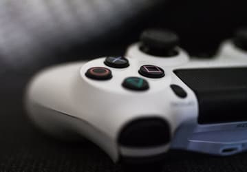 Sony объявила о первом в своей истории выкупе акций