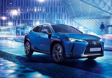 UX 300e — первый серийный электромобиль Lexus 
