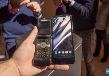 Motorola Razr — единственный гибкий смартфон, у которого не видно складку на экране