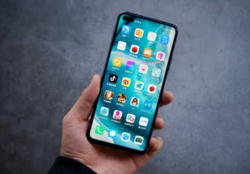 Honor V30 и Honor V30 Pro наконец можно рассмотреть во всех подробностях
