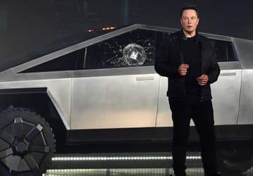 Вот почему у Tesla Cybertruck во время испытания треснуло стекло