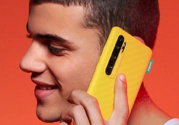 Xiaomi показала стильные чехлы для первого 108-мегапиксельного смартфона