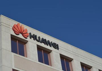 Администрация президента США утверждает, что компании Huawei и Hikvision принадлежат китайским военным или управляются ими